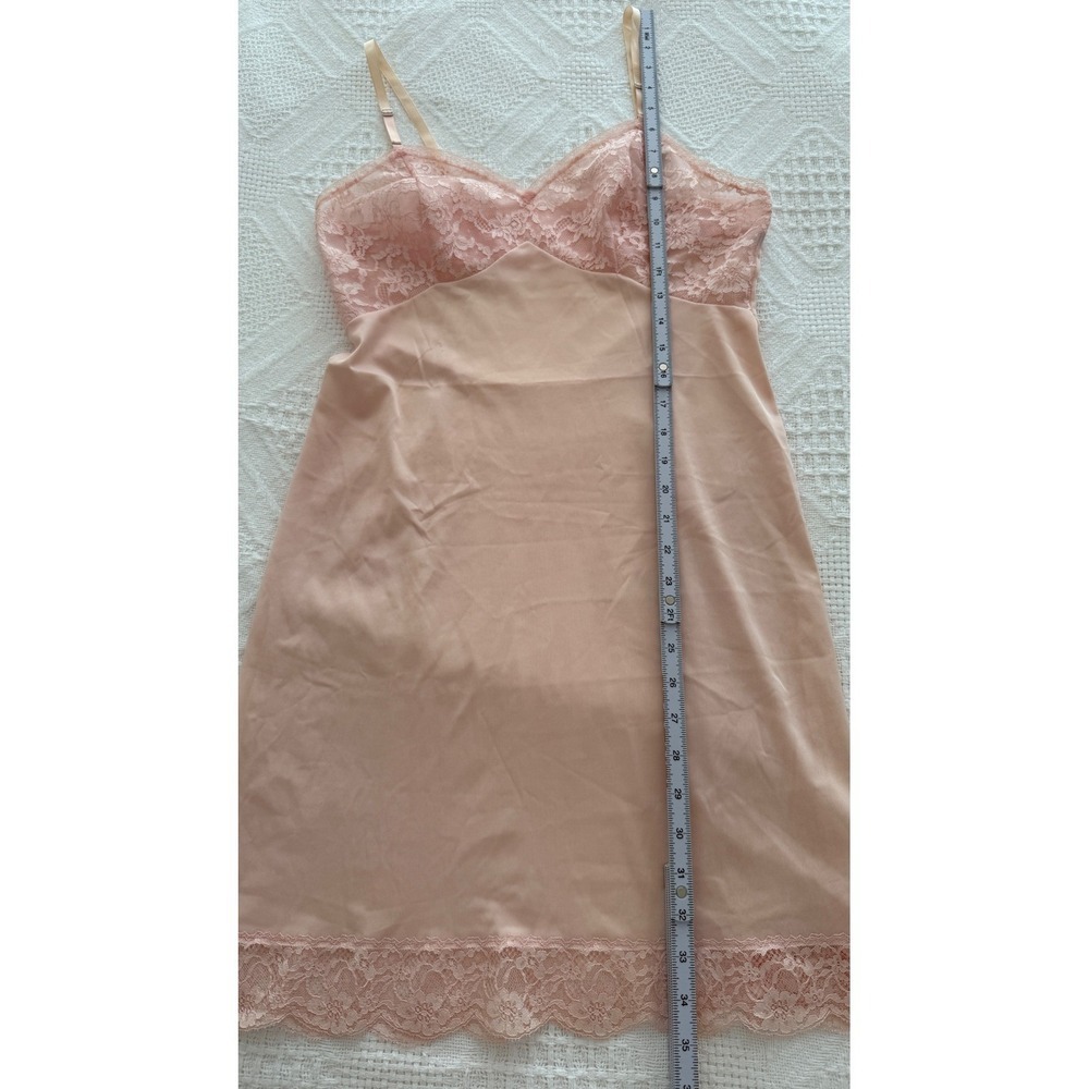 VTG Vanity Fair Powder Pink Slip Lace Dress Lingerie Pinup Boudoit - Picture 13 of 13